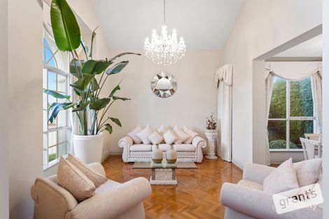 Property photo of 4 Mayfair Crescent Narre Warren VIC 3805