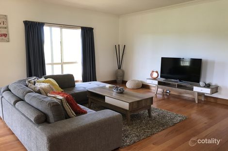 52 Bowyers Rd, Woodend North, VIC 3442