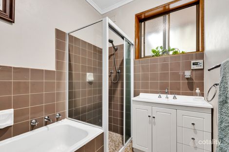 Property photo of 16 Karyn Crescent Brahma Lodge SA 5109