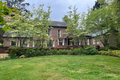 Property photo of 805 Mount Macedon Road Mount Macedon VIC 3441