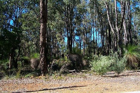 Property photo of 4 Kalari Way Stoneville WA 6081