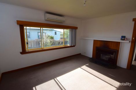 Property photo of 14 Elizabeth Street Somerset TAS 7322