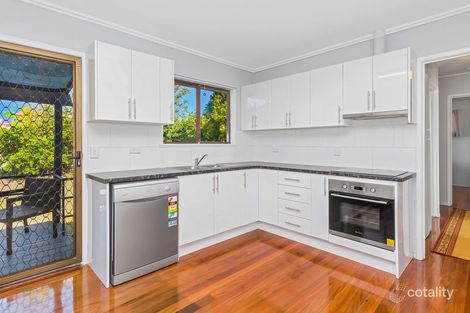 Property photo of 220 Scarborough Road Scarborough QLD 4020