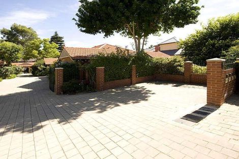 Property photo of 4/8 Philip Road Dalkeith WA 6009