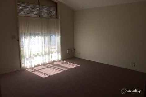 32 Peugeot Pursuit, Mill Park, VIC 3082