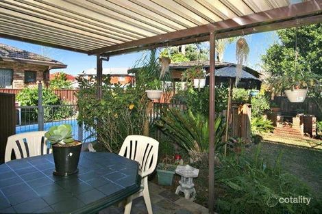 Property photo of 19 Camellia Circle Woy Woy NSW 2256