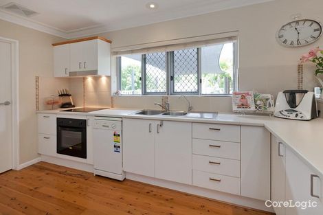 Property photo of 22 Dumbarton Drive Kenmore QLD 4069