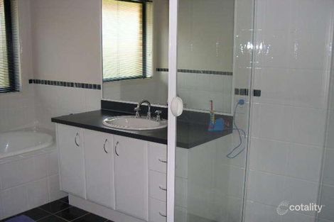 Property photo of 21 Honeyoak Drive Aberglasslyn NSW 2320