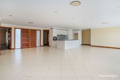 Property photo of 4 Aberdeen Court Benowa QLD 4217