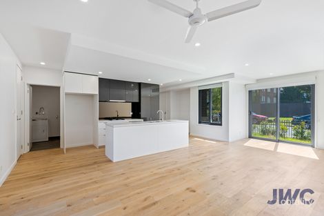 Property photo of 10 Nova Circuit Bundoora VIC 3083