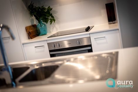 Property photo of 9 Meredith Crescent Baringa QLD 4551