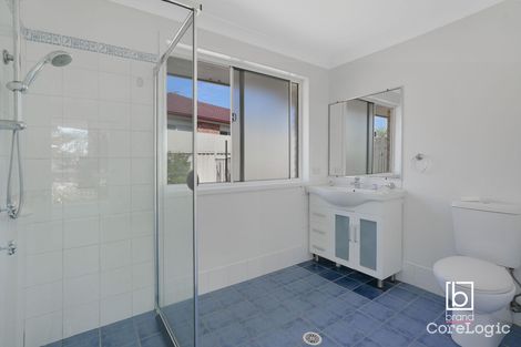 Property photo of 2 Redwood Street Woongarrah NSW 2259