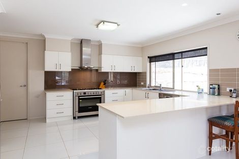 74-76 Emperor Dr, Redland Bay, QLD 4165