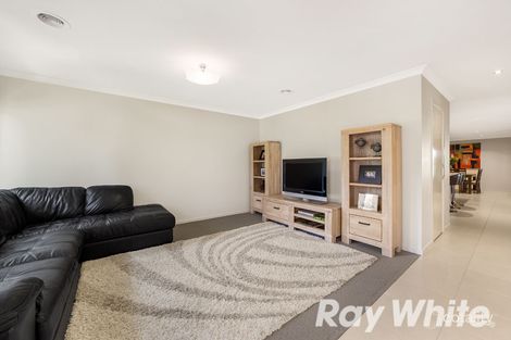 Property photo of 15 Drewett Circuit Croydon VIC 3136