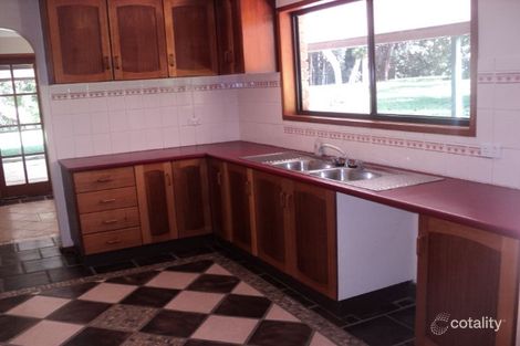 368 Sewell Rd, Lake Eacham, QLD 4884