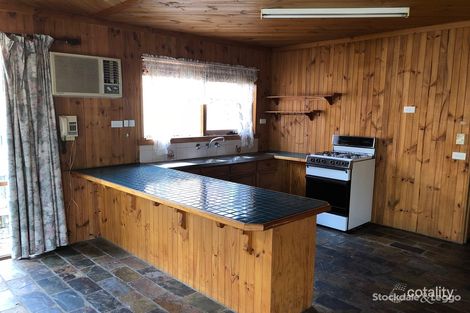 Property photo of 122 Seventh Avenue Rosebud VIC 3939