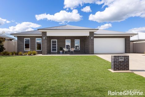4 Mugga St, Gobbagombalin, NSW 2650