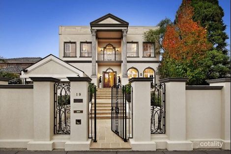 Property photo of 19 Lovell Street Hawthorn East VIC 3123