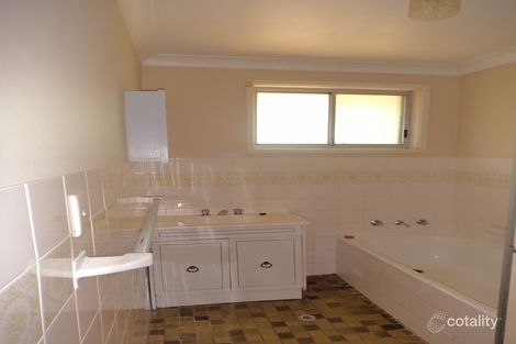 Property photo of 5 Stubbs Place Ingleburn NSW 2565