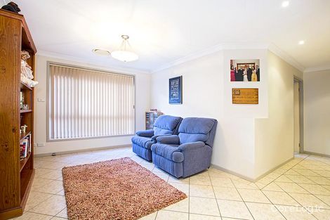 Property photo of 15 St Helens Close West Hoxton NSW 2171