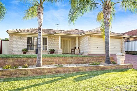 Property photo of 15 St Helens Close West Hoxton NSW 2171