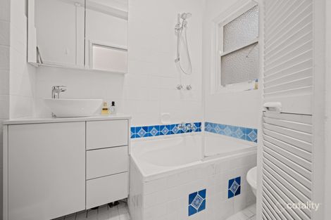 Property photo of 19/11 Ward Avenue Potts Point NSW 2011
