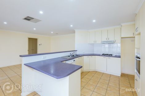Property photo of 16 Ironbark Circuit Jerrabomberra NSW 2619