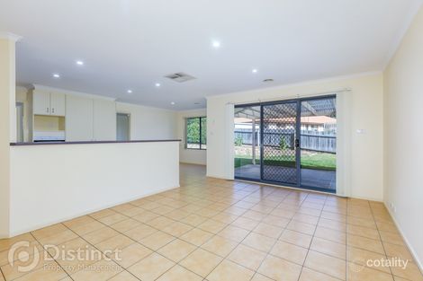 Property photo of 16 Ironbark Circuit Jerrabomberra NSW 2619