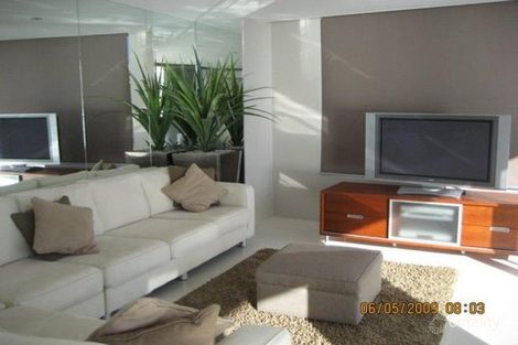 Property photo of 20/1 The Esplanade Surfers Paradise QLD 4217