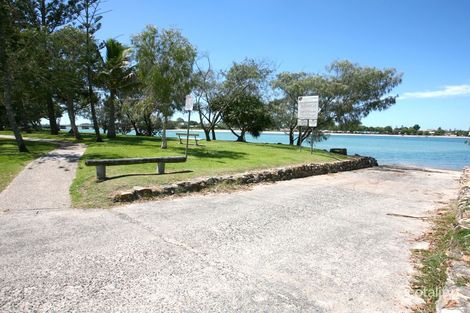 Property photo of 3 Parnoo Avenue Burleigh Heads QLD 4220
