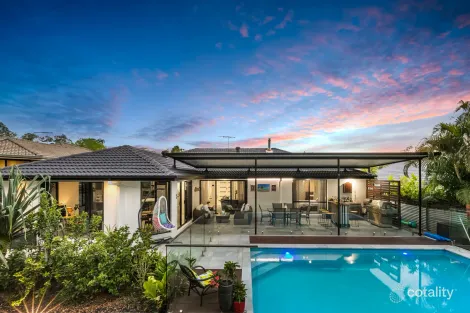 10 YAGGERA PL, BELLBOWRIE, QLD 4070