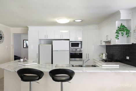 Property photo of 16 Kathleen Court Berkeley Vale NSW 2261