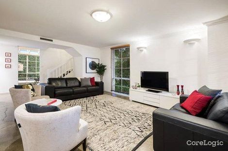 Property photo of 383A Glen Eira Road Caulfield North VIC 3161