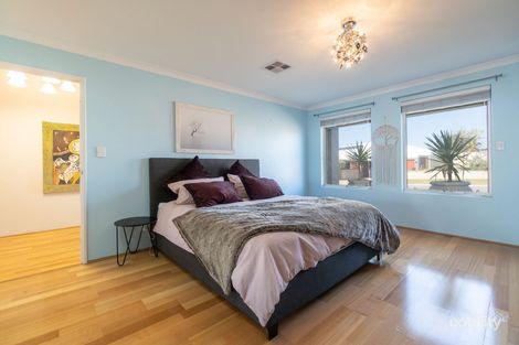 Property photo of 12 Fineview Crescent Carramar WA 6031