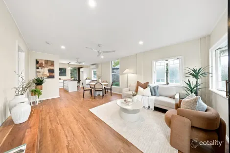 Property photo of 15 Baxter Street West End QLD 4810