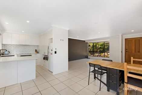 Property photo of 1/41 Alexander Drive Highland Park QLD 4211