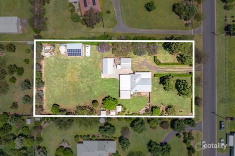 Property photo of 10 Kikuyu Court Meringandan West QLD 4352
