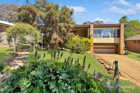 31 Cowper St, Young, NSW 2594