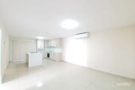 Property photo of 20 Avon Place St Clair NSW 2759