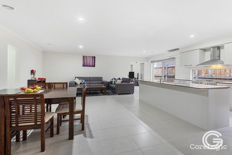Property photo of 10 Verve Circuit Cranbourne West VIC 3977