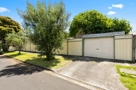 Property photo of 10 Melrose Street Newport VIC 3015