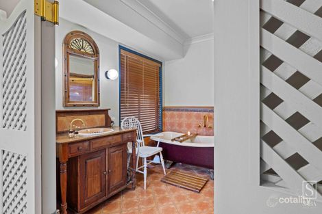 Property photo of 64 Derwent Place Riverhills QLD 4074