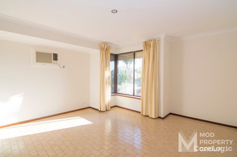 Property photo of 4 Owen Place Hamilton Hill WA 6163