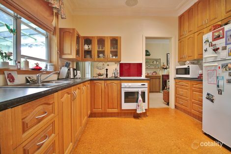 Property photo of 21 Whiteman Avenue Young NSW 2594