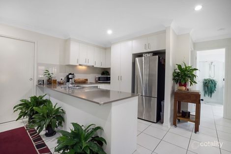 Property photo of 2/24 Farming Road Ooralea QLD 4740