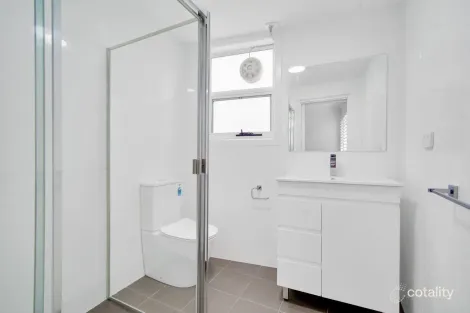 Property photo of 1/10 Achilles Avenue North Wollongong NSW 2500