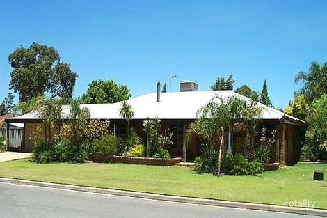 8 Challenger Ave, Morley, WA 6062