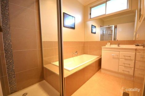Property photo of 20 Hunter Avenue California Gully VIC 3556