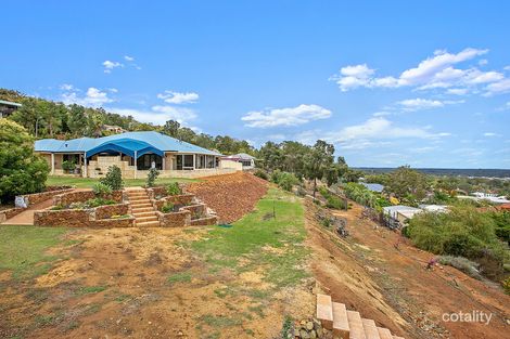 Property photo of 8 Rise Court Mount Richon WA 6112