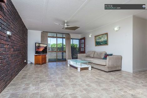 Property photo of 72 James Road Beachmere QLD 4510